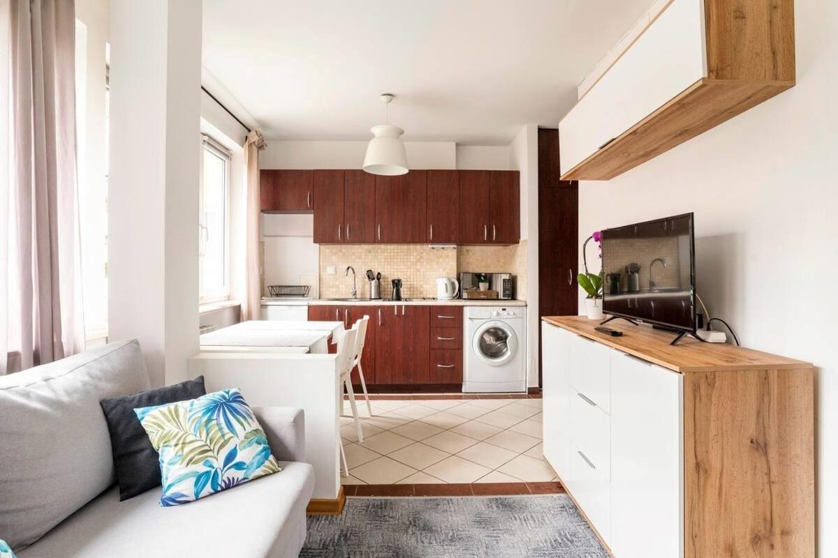 Przytulny I Cichy Apartament Blisko Centrum Warsaw Ngoại thất bức ảnh